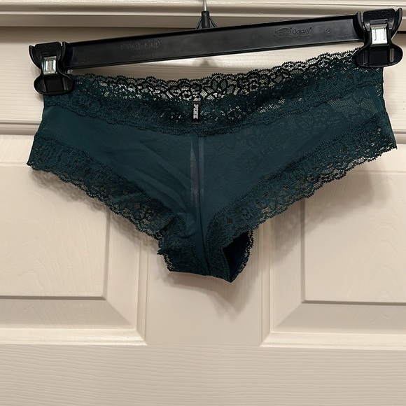 Victoria’s Secret Underwear Bundle - NWT - Picture 13 of 14